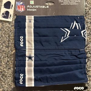 NWT: Dallas, cowboy masks
